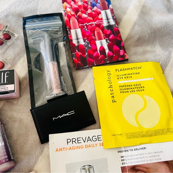 Sample Haul - Picture 4 of 5